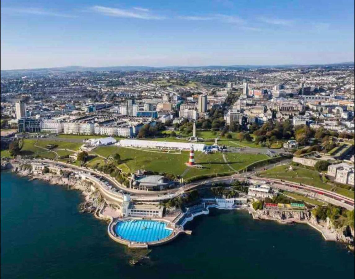 Self Contain Apartment On The Barbican 3 Bed Plymouth Exterior photo